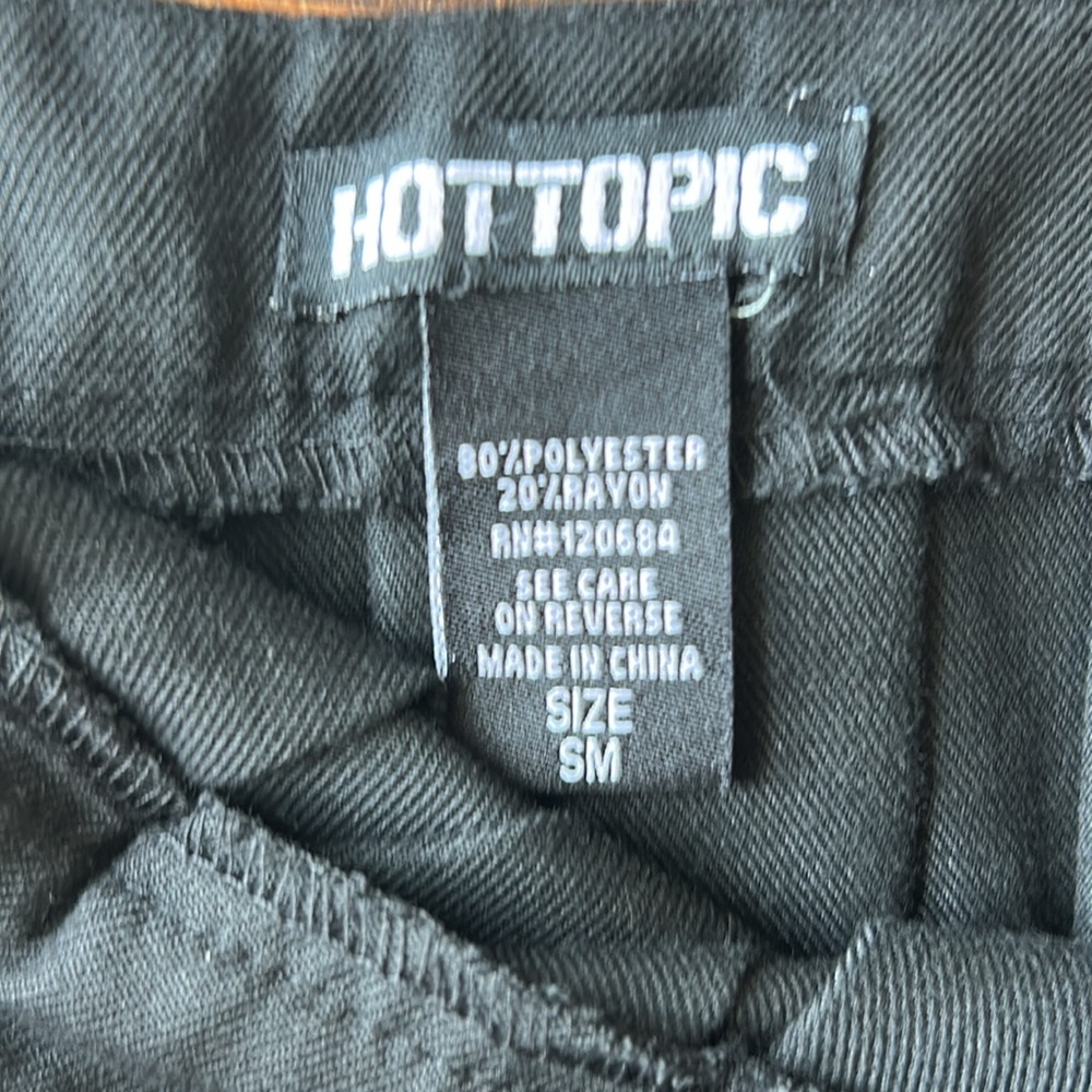 Hot Topic Black and White Skater Mini Skirt Size SMALL - Picture 2 of 7